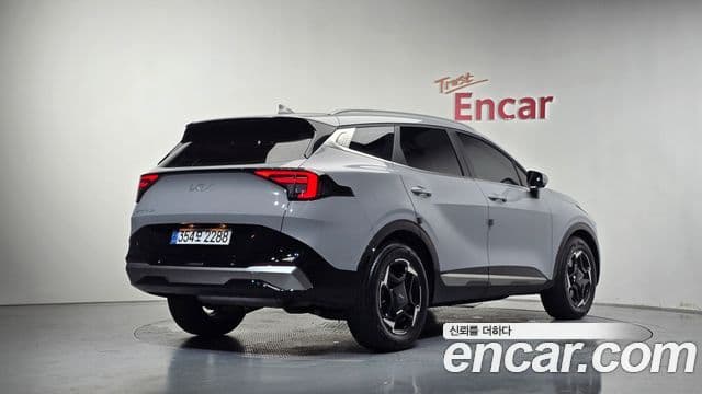 Kia Sportage 2024 — Фото 2/20