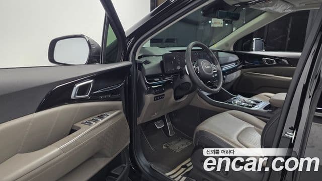 Kia Carnival 2023 — Фото 10/20