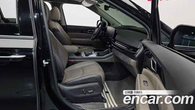 Kia Carnival 2023 — Фото 11/20