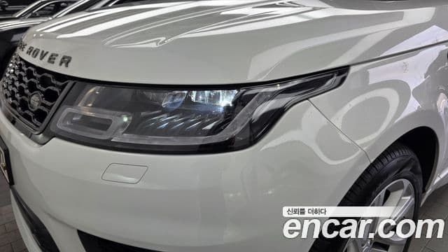 Land Rover Range Rover Sport 2020 — Photo 16/33