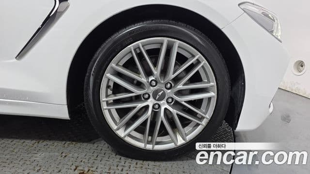 Genesis G70 2020 — Şəkil 20/35