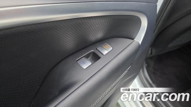 Genesis G70 2020 — Şəkil 30/35
