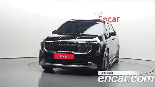 Kia Carnival 2023 — Фото 3/20
