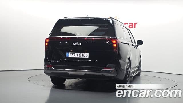 Kia Carnival 2023 — Фото 4/20