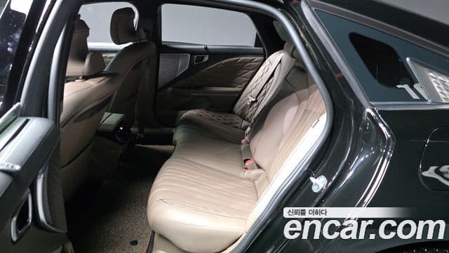 Kia K8 2023 — Şəkil 6/31