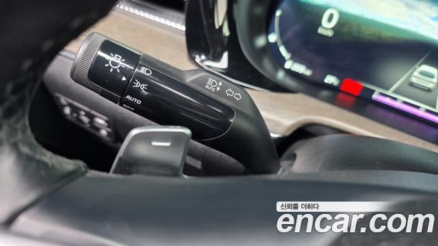 Kia K5 2023 — Photo 1/32
