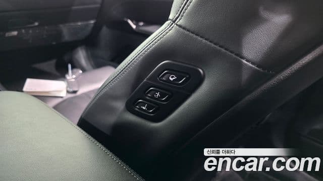 Kia K5 2023 — Photo 23/32
