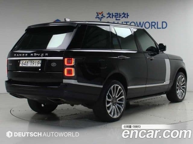Land Rover Range Rover 2018 — Фото 2/20