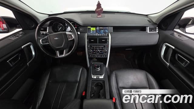 Land Rover Discovery Sport 2019 — Фото 7/20