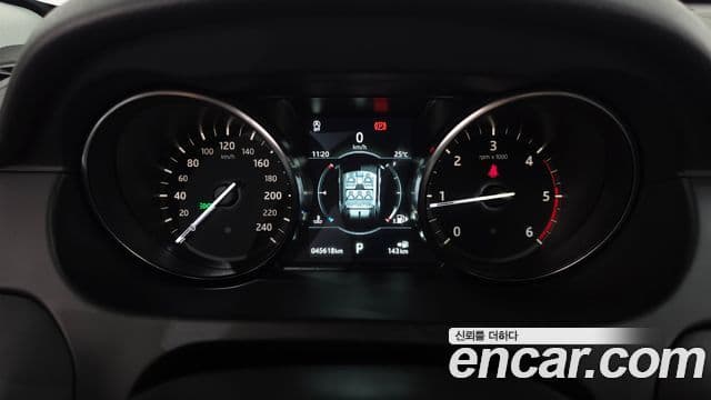 Land Rover Discovery Sport 2019 — Фото 8/20