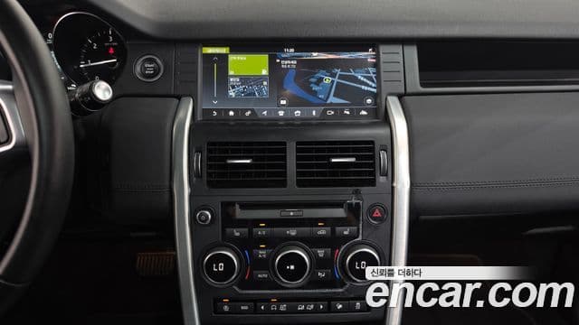 Land Rover Discovery Sport 2019 — Фото 13/20