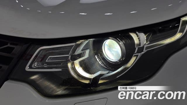 Land Rover Discovery Sport 2019 — ფოტო 29/36