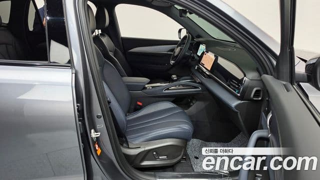 Renault Samsung Grand Koleos 2024 — Photo 28/36