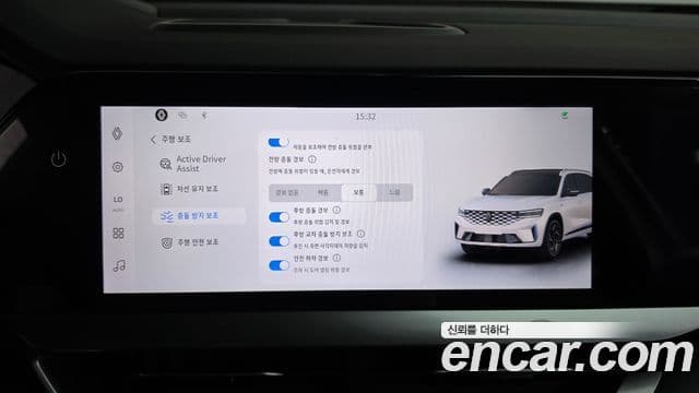 Renault Samsung Grand Koleos 2024 — Photo 16/36