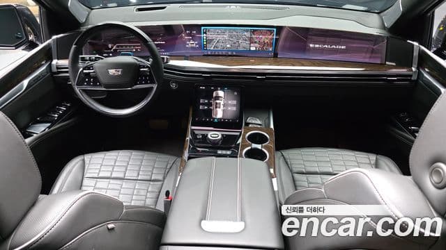 Cadillac Escalade 2025 — Photo 13/20
