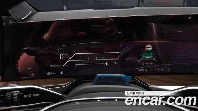 Cadillac Escalade 2025 — Photo 18/20