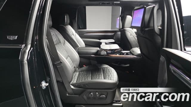 Cadillac Escalade 2025 — Photo 6/20