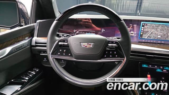 Cadillac Escalade 2025 — Photo 2/20