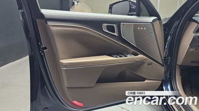 Kia K8 2023 — Photo 16/34