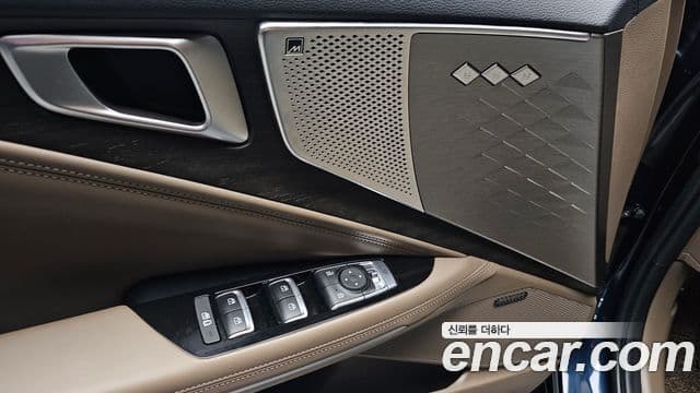 Kia K8 2023 — Photo 23/34