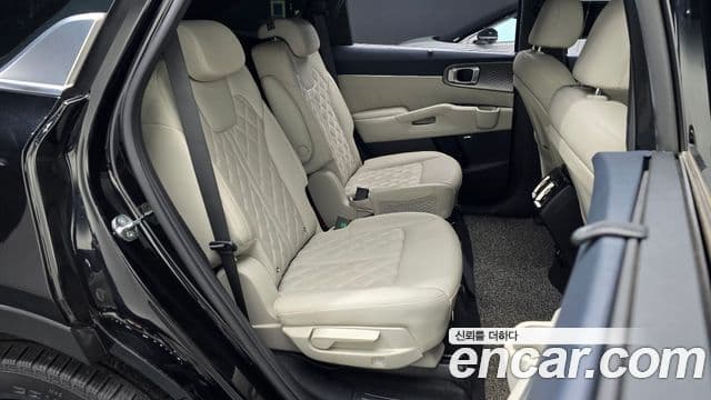 Kia Sorento 2021 — Şəkil 26/32