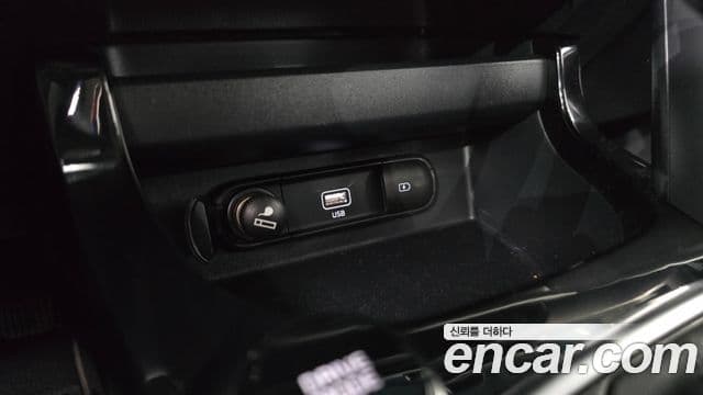 Kia Seltos 2021 — Photo 9/31