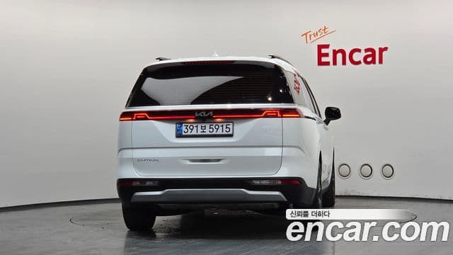Kia Carnival 2021 — Фото 4/20