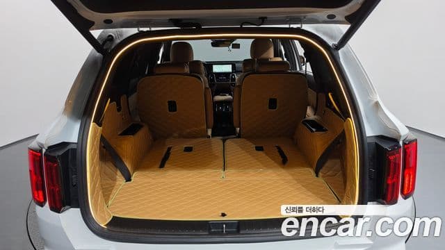 Kia Sorento 2022 — Фото 19/20
