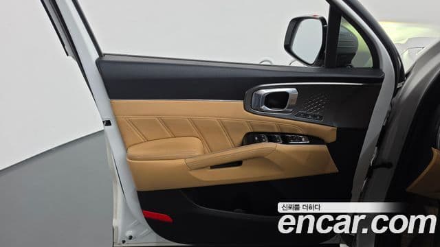 Kia Sorento 2022 — Photo 7/32