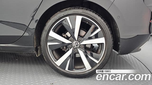 Volkswagen Golf 2026 — Photo 6/33