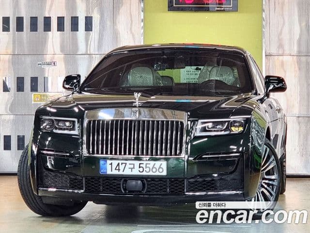 Rolls-Royce Ghost 2021 — Şəkil 1/20