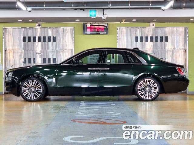 Rolls-Royce Ghost 2021 — Şəkil 2/20
