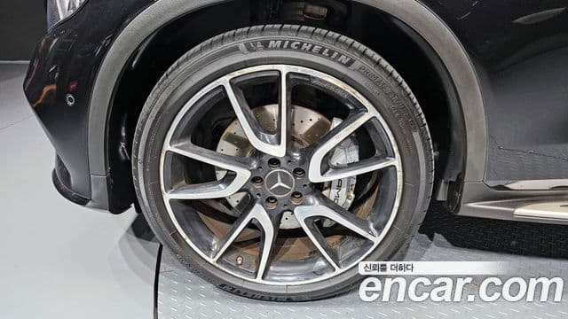 Mercedes-Benz GLC-Class 2019 — Şəkil 4/20