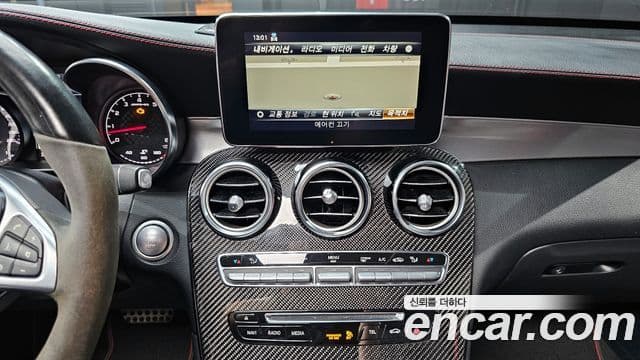 Mercedes-Benz GLC-Class 2019 — Şəkil 13/20