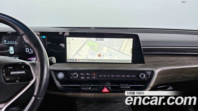 Kia K8 2021 — Photo 12/20