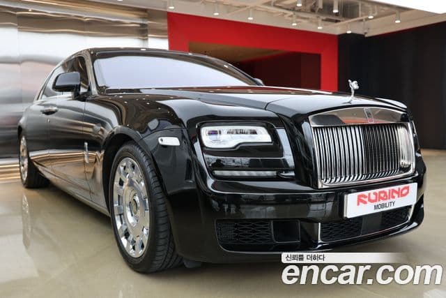 Rolls-Royce Ghost 2018 — Photo 14/20