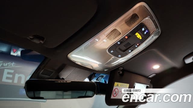 Genesis Electrified G80 2021 — ფოტო 18/20