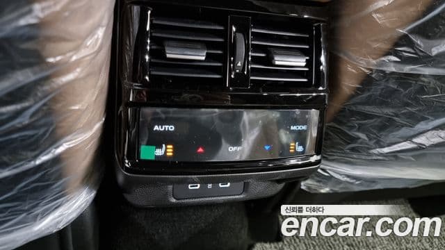 Renault Samsung Grand Koleos 2024 — Фото 18/20