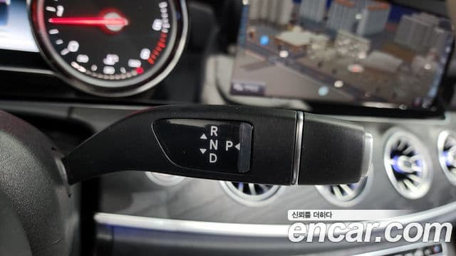 Mercedes-Benz E-Class 2019 — Şəkil 9/20