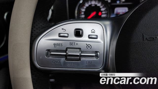 Mercedes-Benz E-Class 2019 — Şəkil 15/20