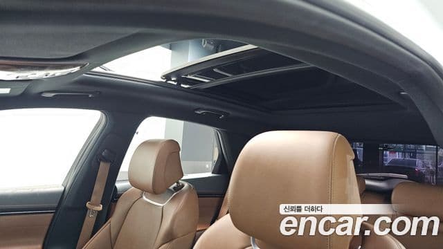 Genesis GV70 2021 — ფოტო 19/20