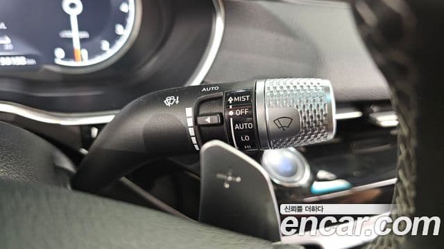 Genesis Electrified G80 2021 — Şəkil 12/20