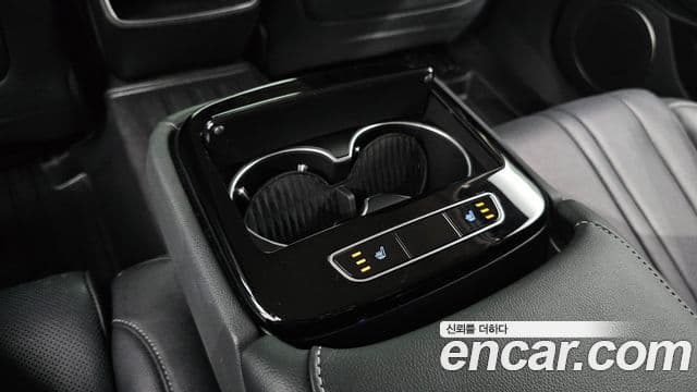 Genesis Electrified G80 2021 — Şəkil 19/20