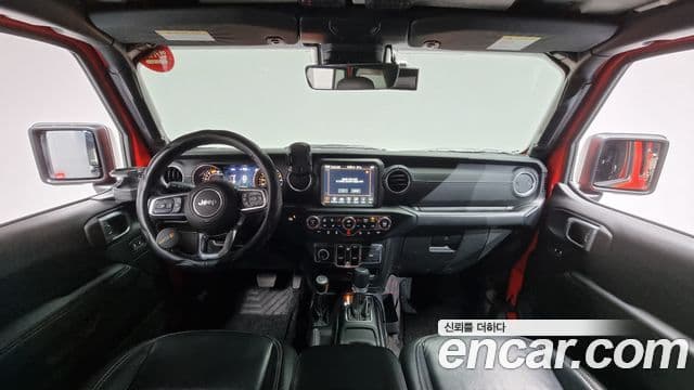 Jeep Wrangler 2019 — Şəkil 7/20