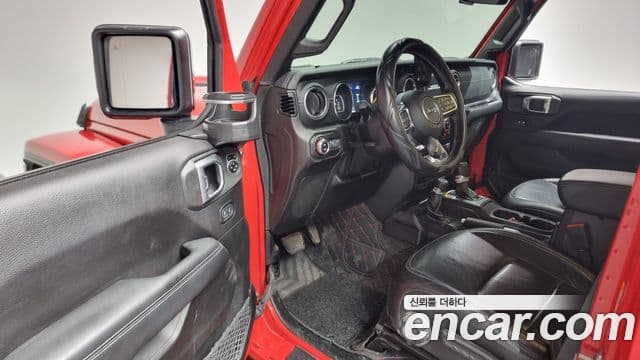 Jeep Wrangler 2019 — Şəkil 11/20