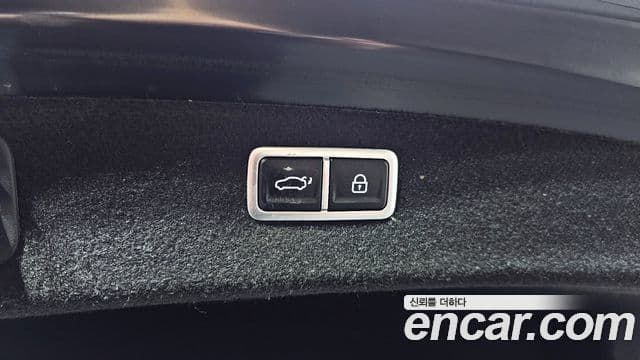 Genesis Electrified G80 2021 — ფოტო 19/20
