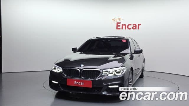 BMW 5 Series 2020 — Photo 10/20