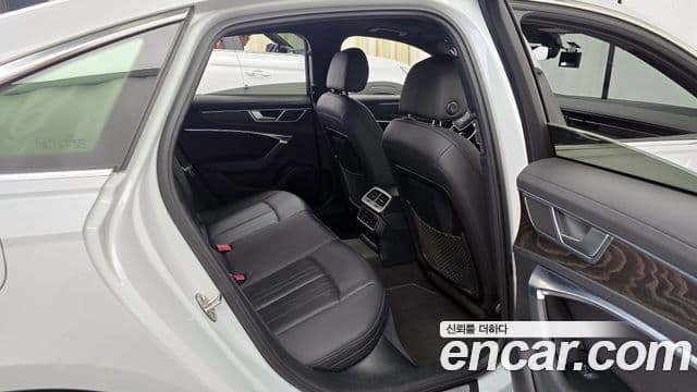 Audi A6 2021 — Photo 3/20