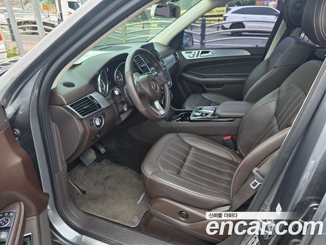 Mercedes-Benz GLE-Class 2018 — Photo 20/20