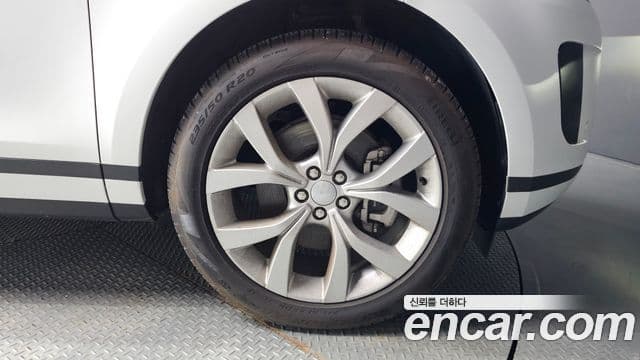 Land Rover Range Rover Evoque 2022 — ფოტო 5/20